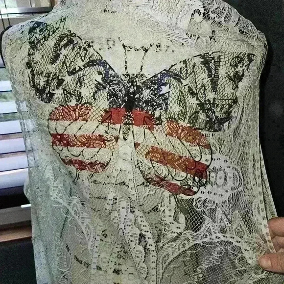 Claire's Layering Piece - Picture 6 of 8